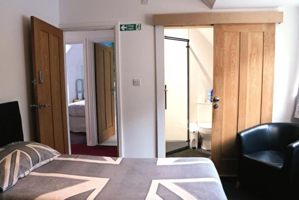 Hen & Stag Retreat Weekend Stay Sleeps 10 To 30 Thetford Exteriör bild